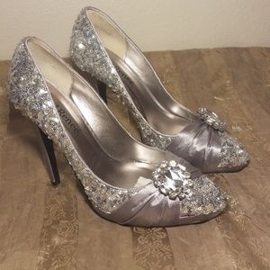 Beautiful, Sparkle, Fun! Occasional Pumps!